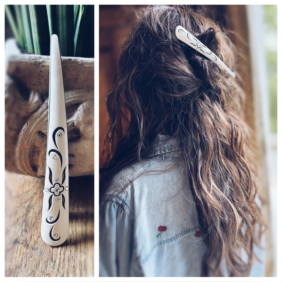 Hair Clip Enamel Base & Iridescent Stones - Picture 4 of 13